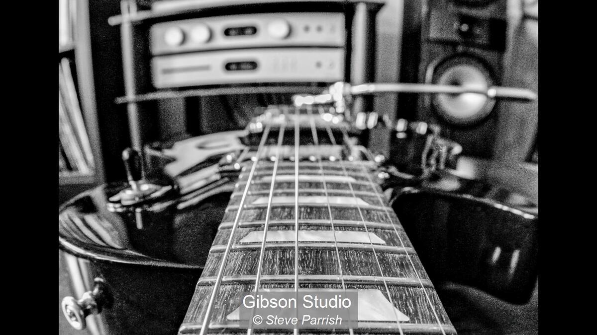 Gibson Studio
